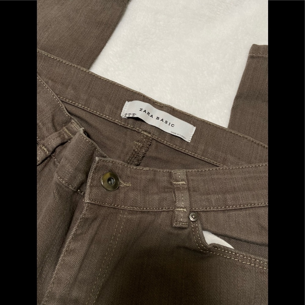 Zara Basic Jeans SZ 6